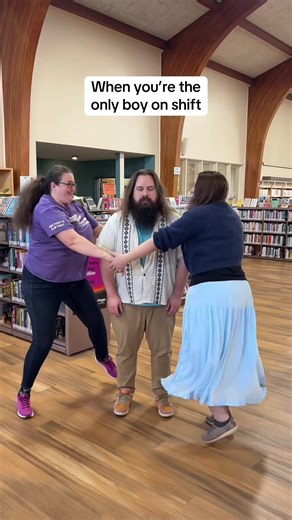 Hang in there, boys!🧍‍♂️👯‍♀️ #LibraryTikTok #LibrariesOfTikTok #BookTok