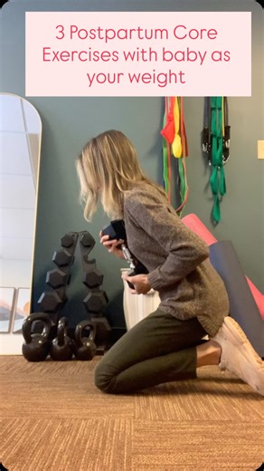 Need ideas for postpartum core strengthening that you can do with a baby who won’t be put down? Use baby as your weight! 👶 Bonus: they add a nice progressive challenge week to week as they grow and as you get stronger! 1. Tall kneeing hip hinge: keep ribcage stacked over a neutral pelvis, keeping a long spine as you hinge. Hips should shift behind you, allow glute and posterior pelvic floor lengthening as you hinge back. Return to a tall kneeling stacked position. 2. Tall kneel to half kneel: S