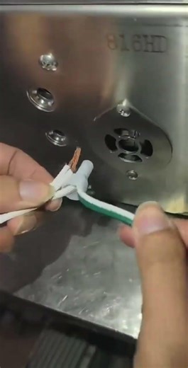 Wire twisting and crimping cap terminal unit #amazingmachinery #machine #amazingthingtechnology