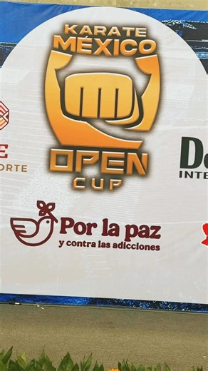 🥋✨ Kata en su máximo esplendorAsí se viven las ejecuciones en la KarateMexico Open Cup: precisión, fuerza, ritmo y espíritu.Cada atleta demuestra el arte puro del karate, donde la técnica se convierte en expresión y el escenario en energía pura.🔥 Disfruta estos momentos que definen la esencia del kata mexicano.¡Pasión, disciplina y excelencia en cada movimiento! 🇲🇽#KarateMexico #OpenCup2025 #Kata #KataAction #KarateDo #KarateOaxaca #KarateMéxicoOficial #PasiónPorElKarate #KarateReel | Karate