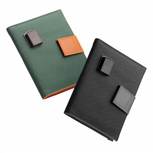 [Hot Item] Mobile Phone Charging Portable Solar Panel for Mountaineering and Hiking 3-Fold