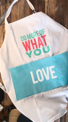 This Apron Says It All 💕 | Easy Chalk Couture Ink Project