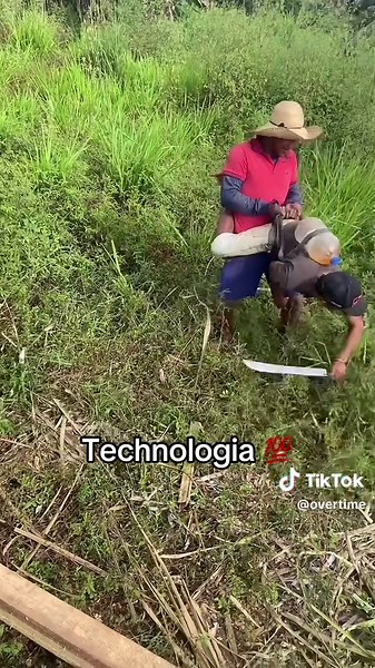 Teamwork makes the dream work 🤝 #technologia #lifehack #shoutoutot (via pretao___59d/IG)