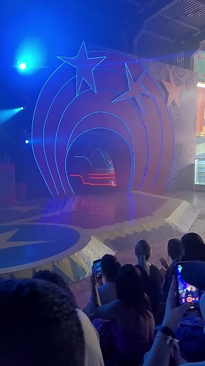 Mesmerizing Madagascar Circus Show at Beto Carrero World