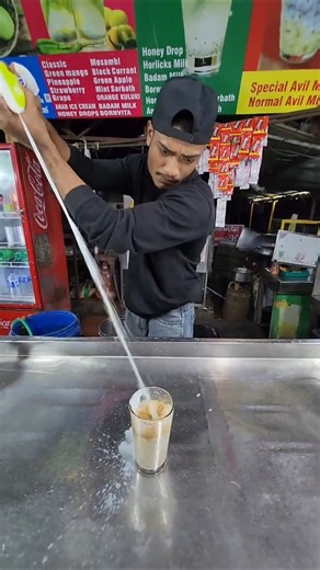 🥶 Garmi Mein Ye Cold Coffee Sabko Deewana Bana Rahi Hai! ☕😍 #Shorts #short #food