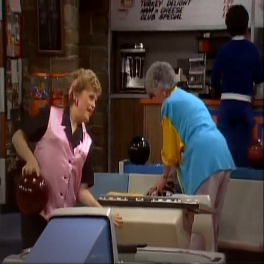 The Golden Girls - Season 1 - Episode 7 - The Competition | Best Video 88