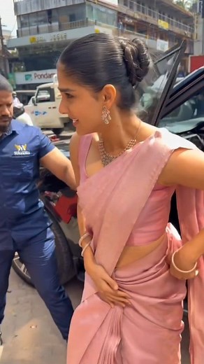 143K views · 3.6K reactions | She is so cute ♥️ | Kerala Models | Facebook