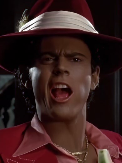 The Controversy of Soul Man and Its Impact on C. Thomas Howell's Career The 1986 film Soul Man sparked significant controversy due to its problematic use of blackface, a decision that has since overshadowed its attempt at social commentary. The film follows the story of Mark Watson, played by C. Thomas Howell, a privileged white student who takes tanning pills to appear Black in order to receive a scholarship intended for African American students at Harvard Law School. While Soul Man was pitche