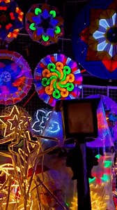 PAMPANGA PAROL PAROL MAKER NG SIYUDAD NG SAN FERNANDO SA PAMPANGA,NAG UUMPISA NG MAGTINDA NG KANILANG MGA SARILING LIKHANG PAROL. | Rising Philippines
