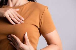 How to Check for Breast Cancer: 10 Things You Need to Look Out For When Doing Your Self-Examination | theAsianparent Singapore