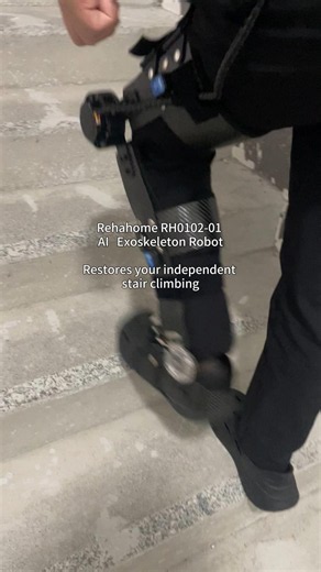 Restores your independent stair climbing---RehaHome RH0102-01 AI Exoskeleton