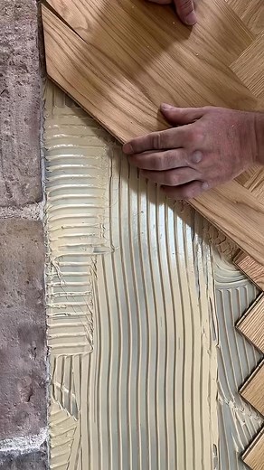 2.7K views | Install flooring tips #tips #flooring #flooringsolutions #flooringinstallation | Kim Riddle | Facebook