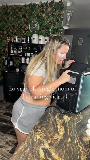 Part 2: I feel so accomplished. I can’t be more excited about my ice machine. Apparently I need to be using distilled water instead of sink water in it. It was the mineral deposit from the sink water that had the hoses clogged. #singlemom #dayinmylife #autismmom #Shellie