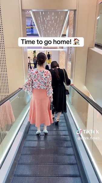 Exploring the Unique ‘IKEA’ Megastore in Pyongyang 🇰🇵