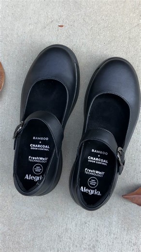 Spectacular! Give me 14 of them rn ✨🛍️🖤 The ultimate Mary Jane for the modern vibe. With an adjustable strap for that perfect fit, these leather cuties have your back (and feet). The removable footbed is packed with bamboo and charcoal to keep things fresh, plus cushioned heel padding to make every step feel like walking on clouds. #alegriashoes #alegrianation #archsupport #podiatristapproved #comfortshoes #foothealth #maryjaneshoes #blackmaryjanes