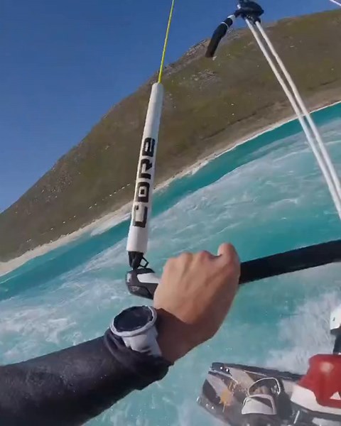 Human Rocket Ship 🤯😱 Rider @evanklijn 🔥 Daily Kitesurfing Video🔥 👉🏻 Follow @thekiteshots 👉🏻 Tag us #thekiteshots 👉🏻 Check Out Our YouTube! (link in bio) #kiteboarding #kitesurf #kite #kiteboard #kitesurfing #surf #watersports #water #gopro #skate #wakeboarding #wakesurfing #wake #surfing #waves #windsurfing #oceanrodeo #kiteboarder #paddleboarding #duotonekiteboarding #ski #kitesurfingphotos #redbull #sports #snowboarding #beach #skateboarding #duotone