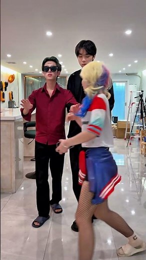 Clown pretending to be blind! #joker #shorts