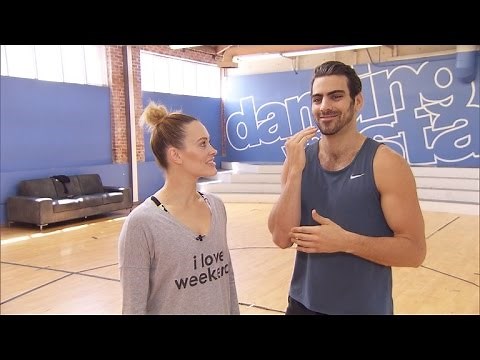 'DWTS' Contestant Nyle DiMarco Reveals How He Dances Without Hearing Music