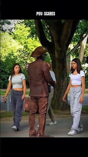 Try not to laugh 😂 | The funniest scares and reactions #short #scare #funnyscares #prank