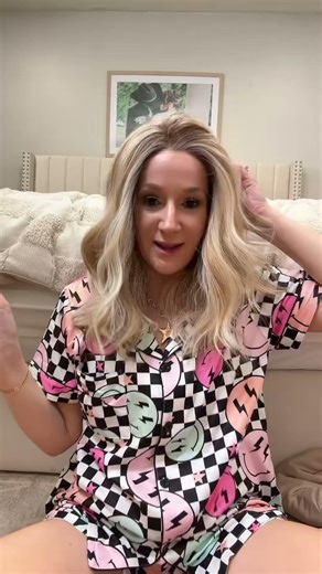 This Teresa blonde lace front wig gives you long, soft waves and instant volume without the hassle