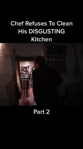 Chef Refuses To Clean His DISGUSTING Kitchen #gordonramsay #kitchennightmares #discusting