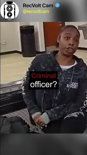 She pulled a knife on a cop #shorts #bodycam #police