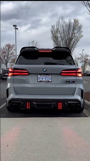 The sporty and bold look of the BMW X5M Competition in a design by Larte.