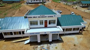 Tanga Girls ni moja kati ya shule za Sekondari za bweni za wasichana 26 zilizojengwa na Rais Dkt. Samia Suluhu Hassan Tanzania nzima Ili kuwainua watoto wa kike kwenye michepuo ya sayansi. Licha ya kujenga lakini Upendo wa Rais Samia kwa wanafunzi hawa ameamua kwenda kukamilisha furaha ya wanafunzi wa Tanga Girls kwa kuwatembelea na kuzindua Rasmi shule hiyo katika ziara yake inayoendelea mkoani Tanga. Shule hii ipo wilayani Kilindi mkoani humo. | Chama Cha Mapinduzi
