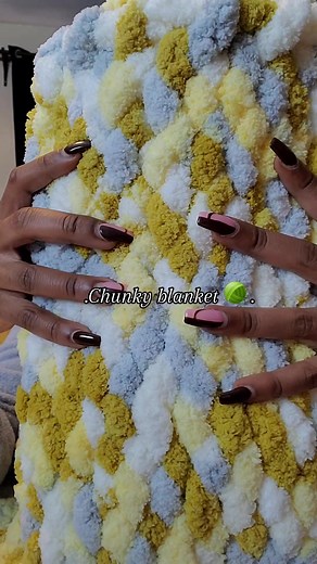 Chunky Blanket Tutorial for Beginners | How to Crochet Chunky Yarn Blanket