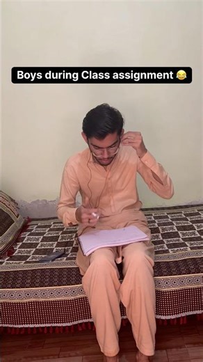 Only boys did it during assignments 😂😅#relatable #shortfeed #shorts