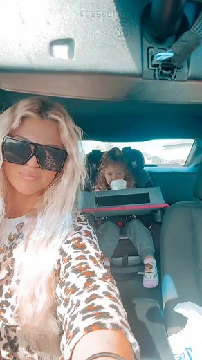 Zaxby's Loaded Fries Taste Test with Kenleigh Grace