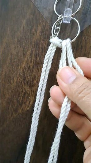 DIY Macrame Keyring, Seashell Keychain, Boho Keychain, Handmade Keyring #craftshorts #handmade #diy