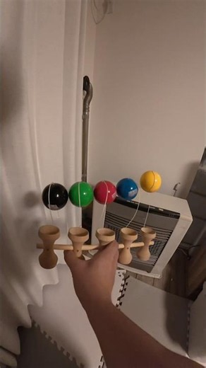 【kendama】奇跡‼️片手5連大皿🤩神ワザけん玉 🇯🇵 | Insane Trick 🔥