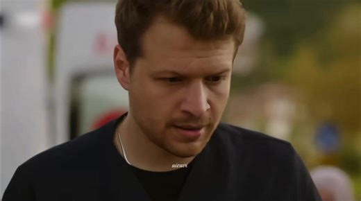 مستحيل اتخطى كلامه عنها 😔 #orel #eleni #oruç #taşacakbudeniz #هذا_البحر_سوف_يفيض