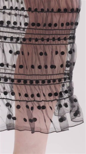 La Sarta Beauty di Maura Pasquini: abiti su misura, tessuti vintage, moda sostenibile