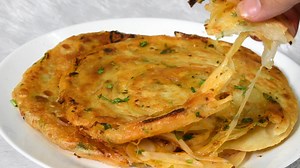 Onion Chilli Paratha | Onion Laccha Paratha | Pyaz ka paratha by lively cooking | Lively Cooking