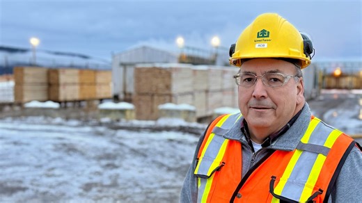 100 mile house reeling over sawmill closure | CBC News