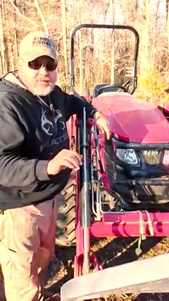 10K views · 202 reactions | Tractor Pro Tip. Grapple Connection | Tony's Tractor Adventure Homestead | Facebook