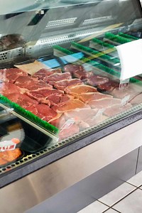 19 Easy Homemade Meat Cooler Plans