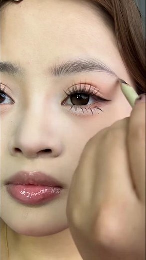 Simple & Easy Eyebrow Drawing Tutorial for Beginners | Perfect Brows Every Time#eyebrow#shorts#bea