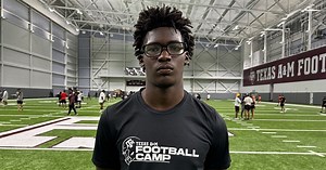 Temple DL Jamarion Carlton talks rise to top 20 prospect, recent visit to Texas A&M