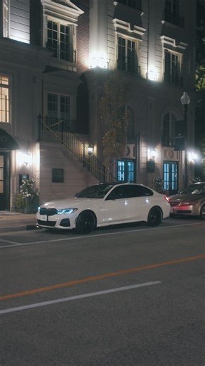 Explore the BMW 330i G20: Features and Performance