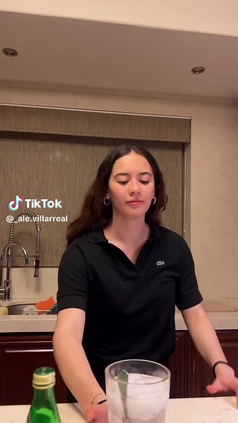 ale villarreal (@_ale.villarreal)’s videos with original sound - Raihann