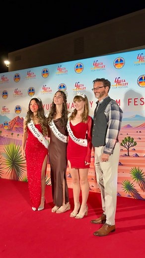 What a weekend! ✨✨Close to 1,500 attendees joined us over three days for screenings, panels, roundtables, meet & greets, live performances, and picture signings. 🎬🌟 Our brand-new red carpet backdrop was a huge success with both the community and filmmakers, with lines stretching through the courtyard for the longest red carpet in the Hi-Desert.🙏🧡 A heartfelt thank you to everyone who made this edition unforgettable!See you November 6–8, 2026, for the 8th YVFF — same place!#yuccavalleyfilmfes