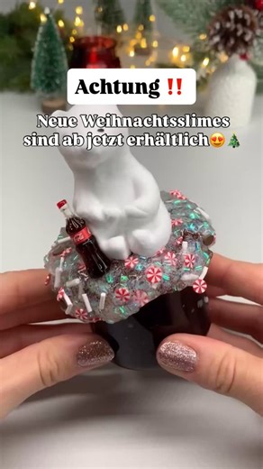 Slime Shop | Avocadoslimeez® on Instagram: "Wohoo, the new Christmas collection is now available!😍🎄 Let me tell you a few things about the new Slimes: 🎅🏼Merry crunchmas: White Floam x Bingsu Slime, super crunchy, smells Like Bodylotion 🤎Frosty Cola Bear: DIY Clay x jelly Slime that turns into a soft slime - smells like cola of course. ✨Wishlist for Santa: Clear Floam with beautiful glitter & a letter charm - smells like citrus fruits. ❣️Candybear: New texture! Jelly x Neon beads🤭 Smells li
