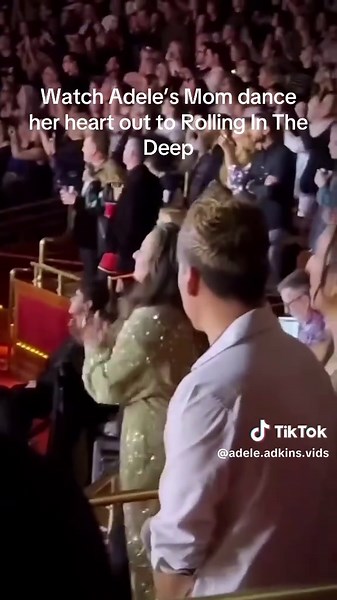 Adele's Mom Dances to 'Rolling In The Deep' Live