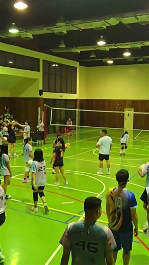 #volleyball #kids #basics #shorts #workout #trending #virals #coachleo