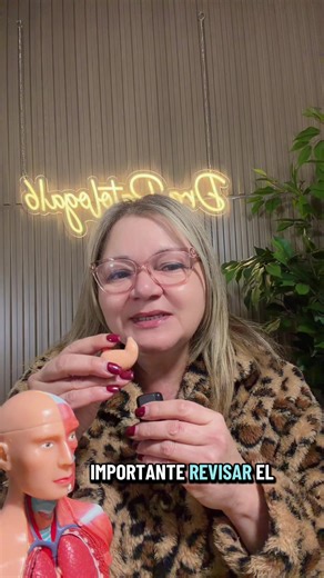 Por qué es importante el contenido gástrico durante una necropsia? #drapatologa16 #Forense #Autopsia #morgue #necropsia