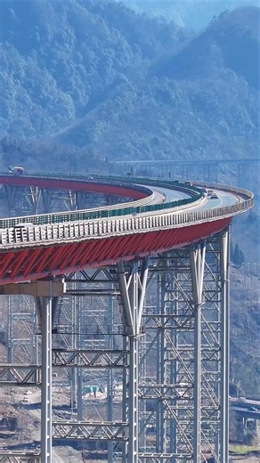 China’s 1,811m Steel Mega Bridge 🇨🇳 | World’s Longest Truss Highway Bridge