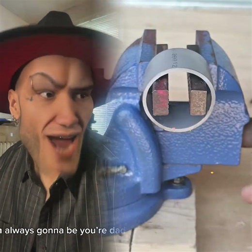 Papa Big Chin isn’t “Dad” anymore🤦‍♂️🤣#funnyshorts #comedy #shorts